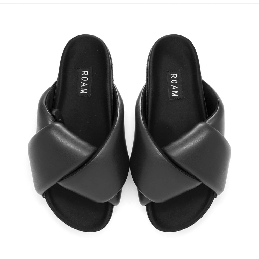 ROAM Women's Elegant Black Sandals